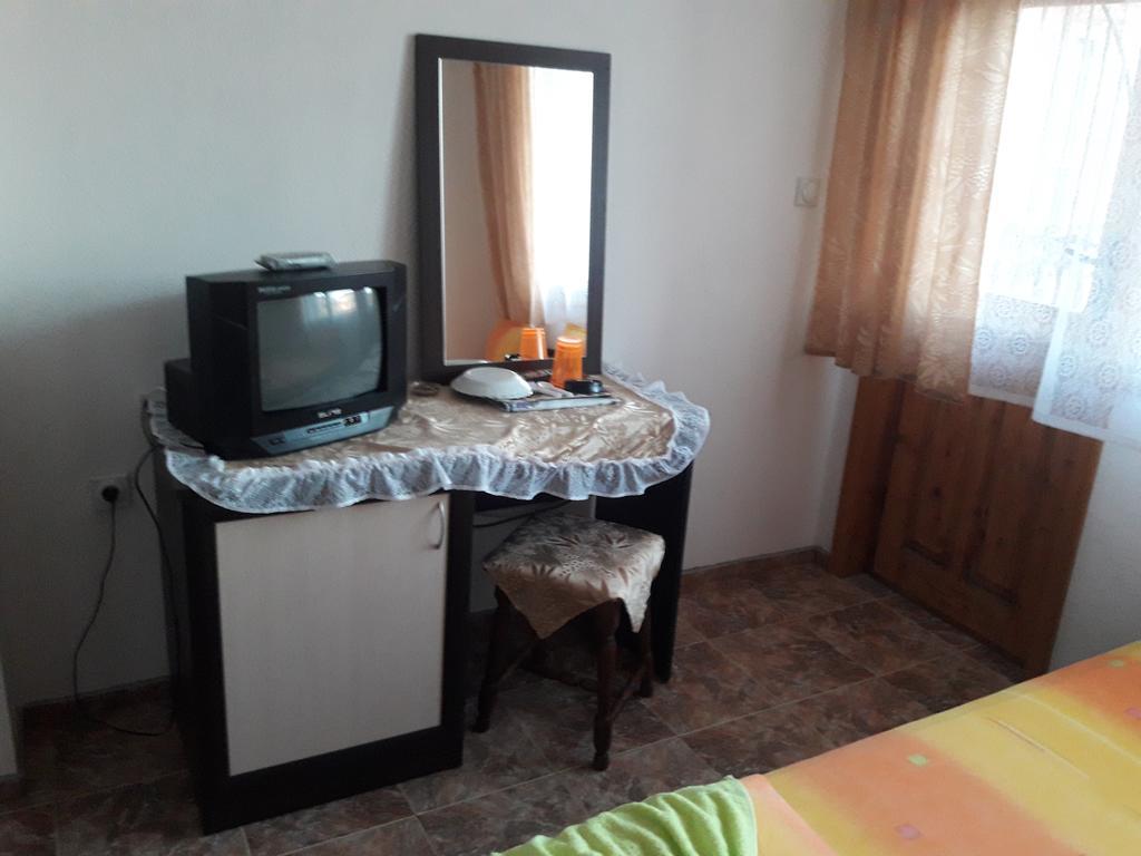 Georgievi Guest House Pomorie Buitenkant foto